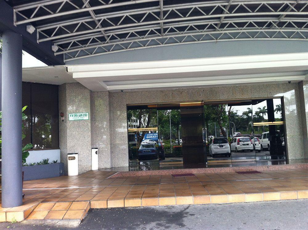 Kingwood Hotel Kuching Buitenkant foto